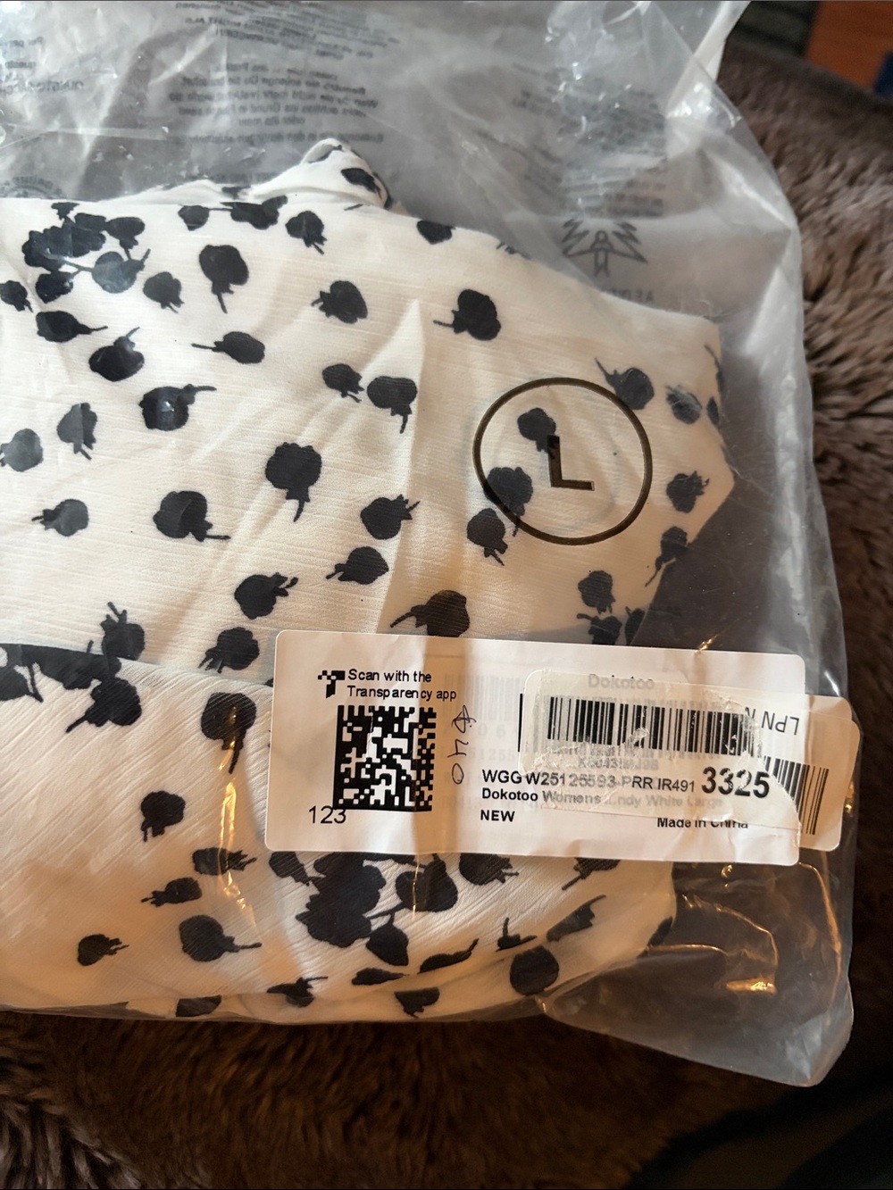 Dokotoo White Floral Dot Blouse - Lightweight Black Print (L)